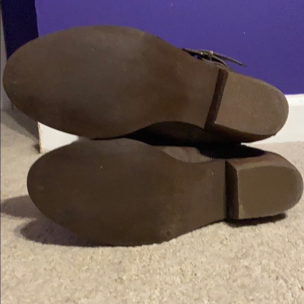 Boots - Picture 4 of 7